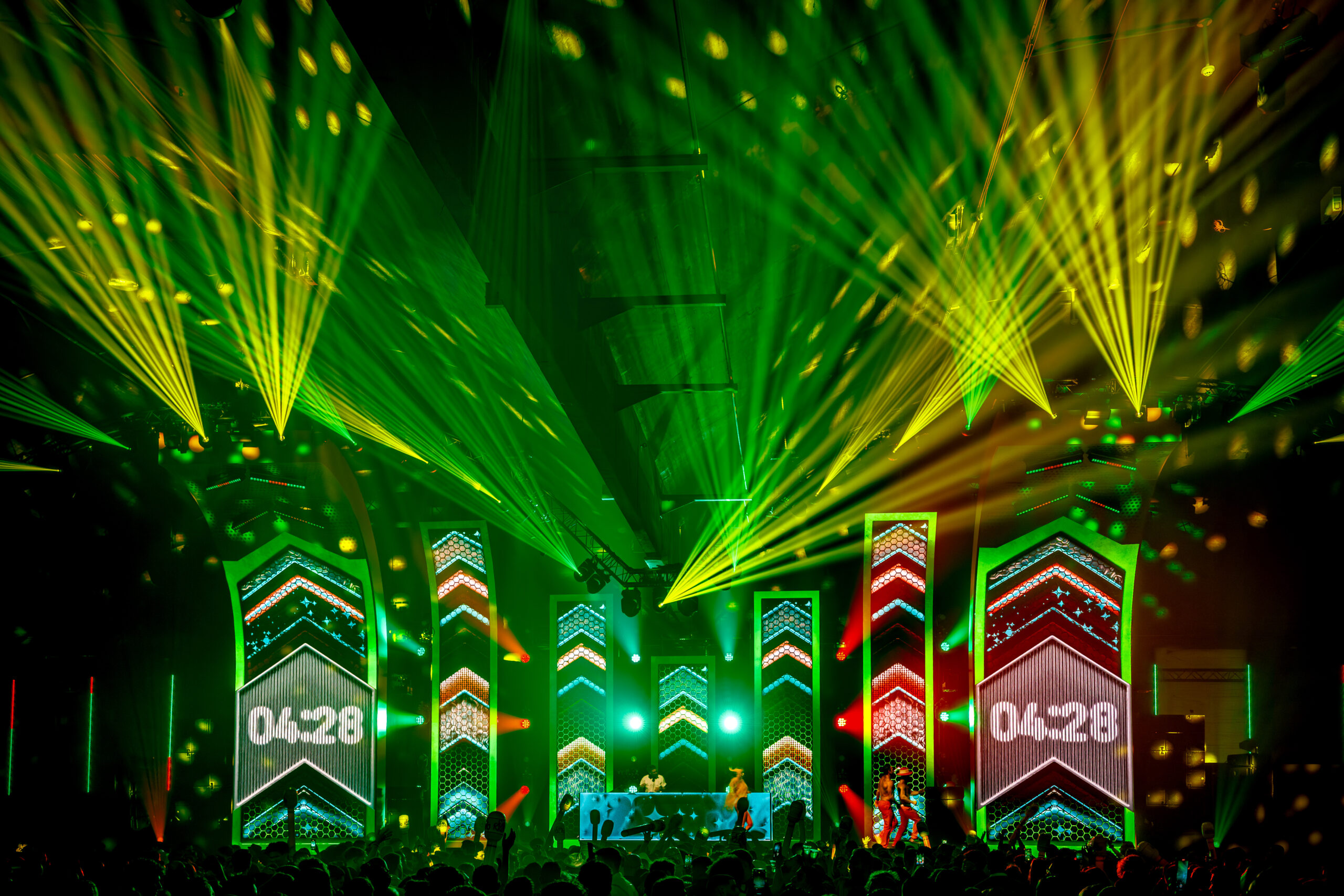 Basic Fit Boost your Glam